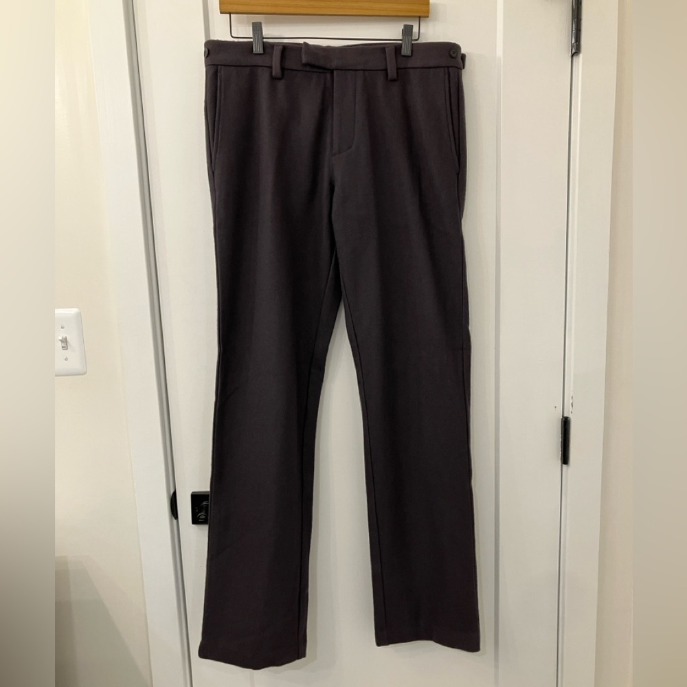 Kenneth Cole Reaction Men’s Grey Wool Blend Dress Pant 34/34 NWOT condition